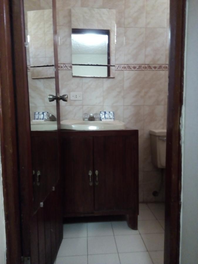 Hotel La Siesta Sullana Екстер'єр фото